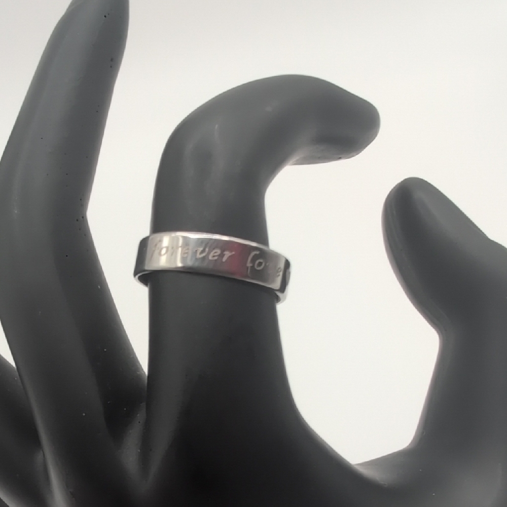 NWOT Silver Toned Forever Love Ring